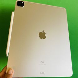 512GB Apple IPad Pro 12.9” 5th Generation ( 2021 Model / M1 chip / XDR Led display ) with keyboard, pen & Accessories (warranty till 08/2023)