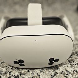 Quest 3S - Headset and packaging ONLY