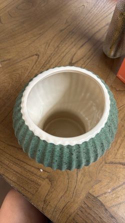 Napco Green Decorative Vase – New in Box