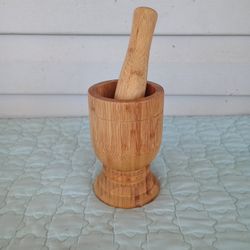 IMUSA Wooden Mortar and Pestle 