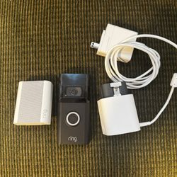 Ring Video Doorbell 4 Bundle - Wireless with Chime and Extra Battery