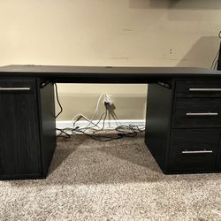 RealSpace Kuro Office Desk