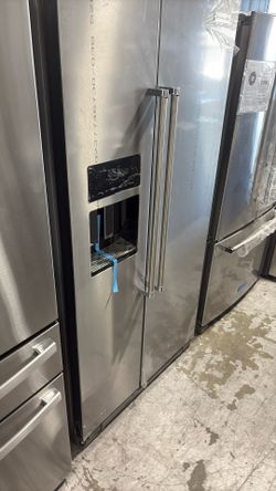 KitchenAid Refrigerator 