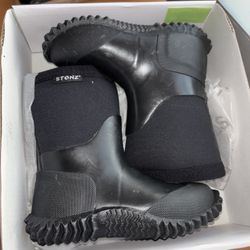Stonz Rain Boot 