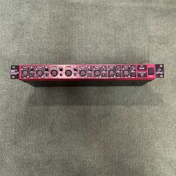 Behringer Ultragain ADA8200