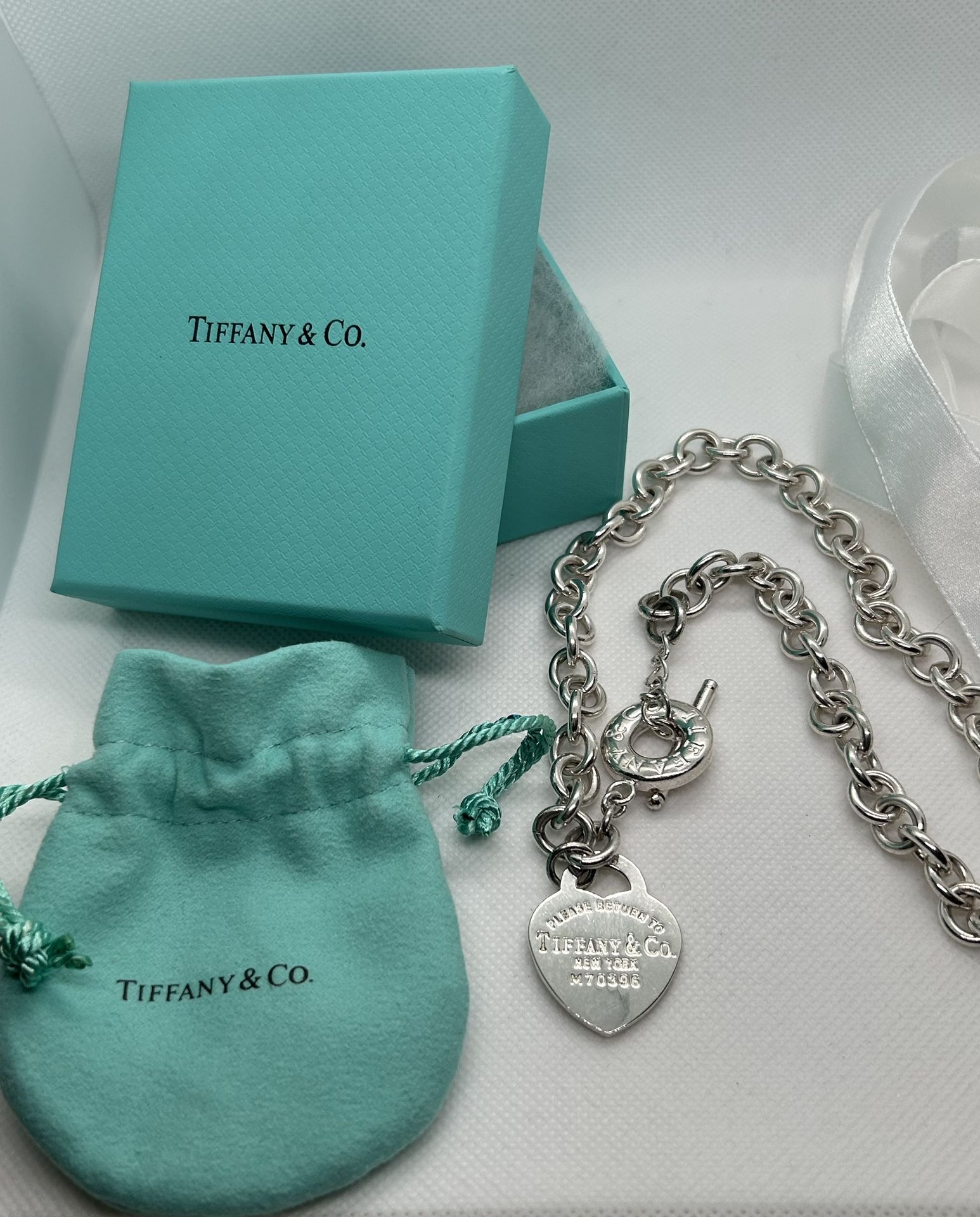 Tiffany & Co. Heart Tag Toggle Necklace / Choker 925 Sterling Silver 16 Inches
