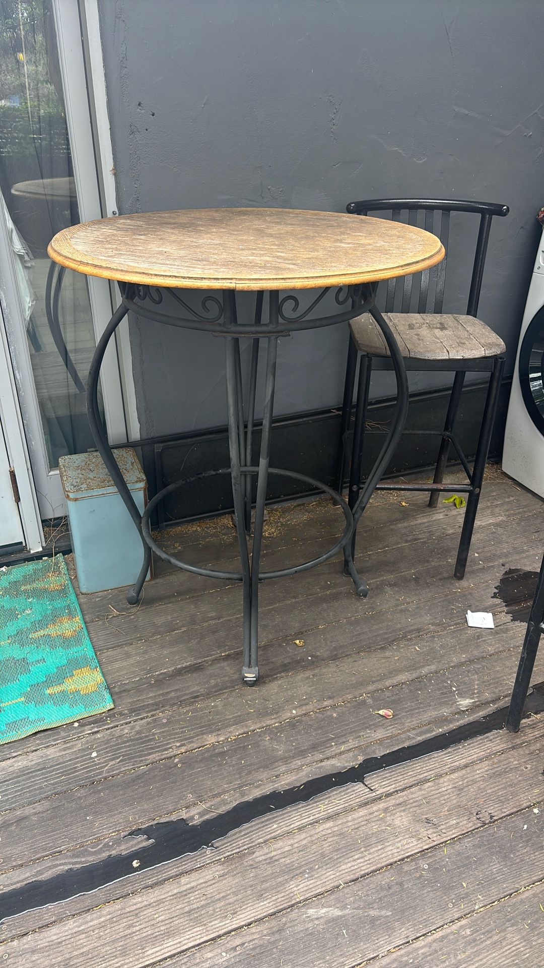 Pub Bar Height Table And Barstools