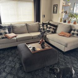 ✨ Modern Gray Sectional Sofa – Excellent Condition With Ottoman✨