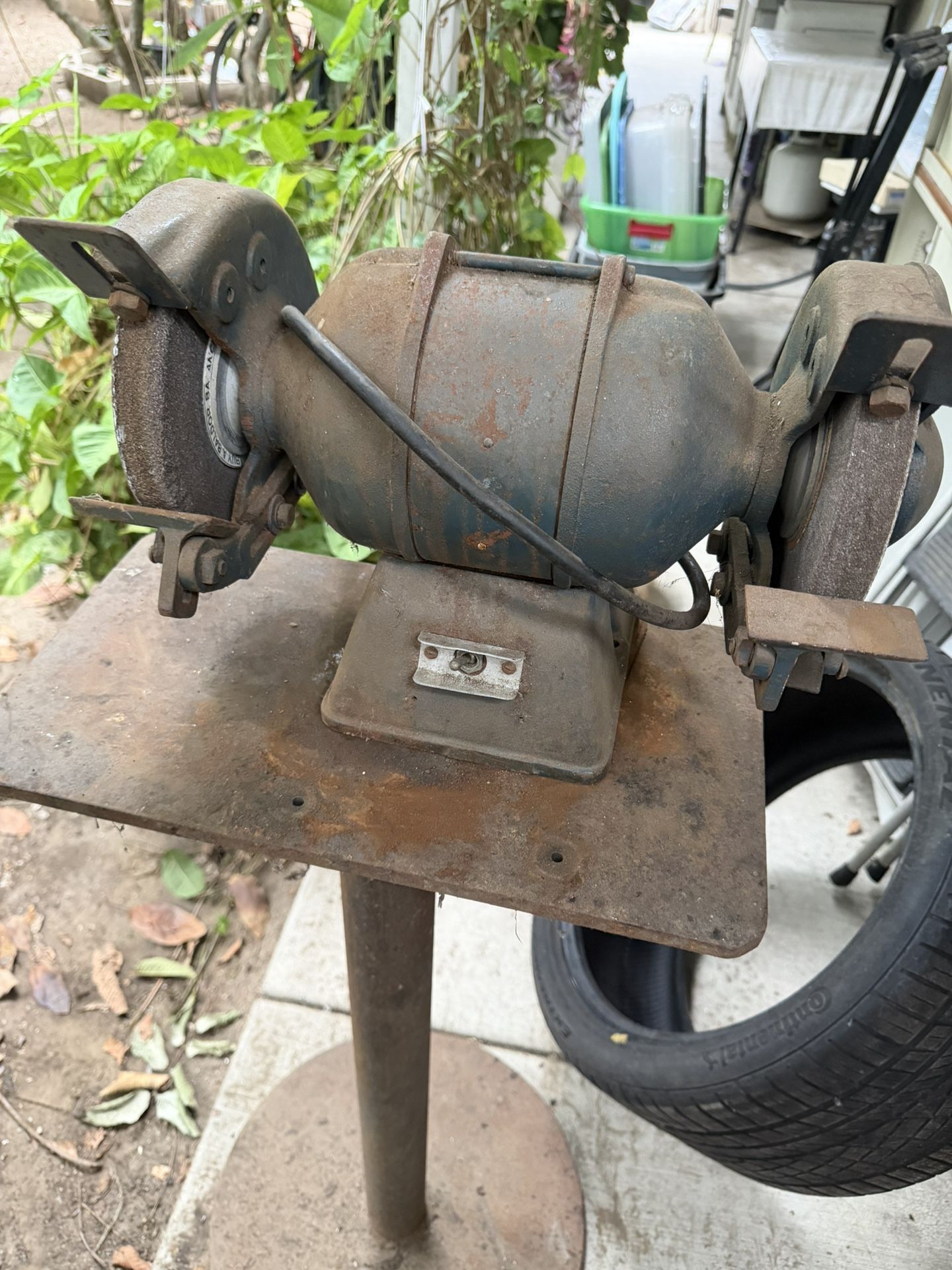 Grinder Good Used Dusty But Good