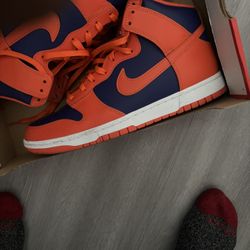 Nike dunks 