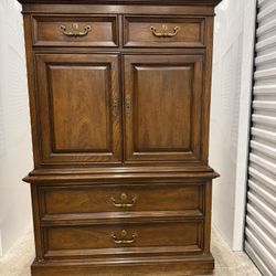 Armoire/ Dresser