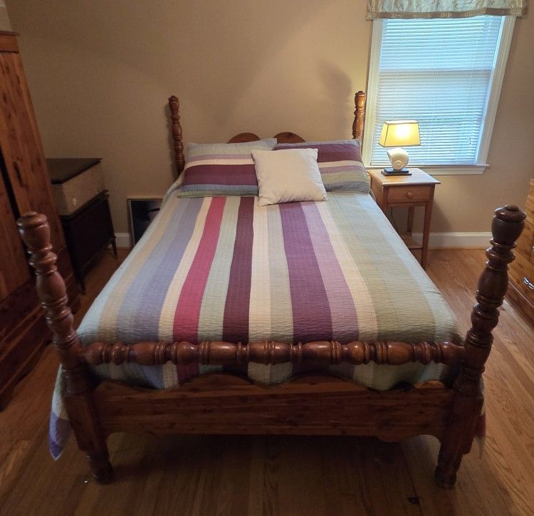 Vintage Cedar Bedroom Suit