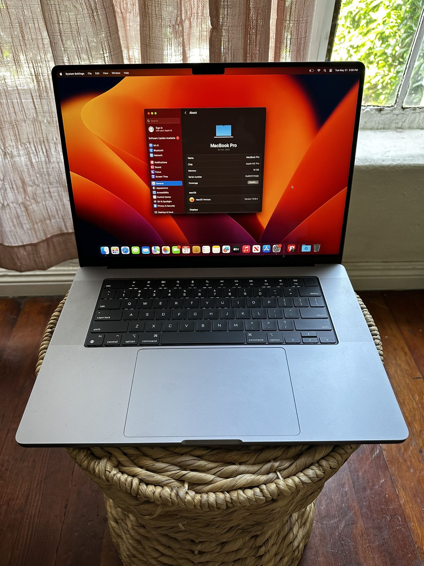 MacBook Pro 16” (2023)