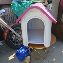 Dog House. $40 Obo