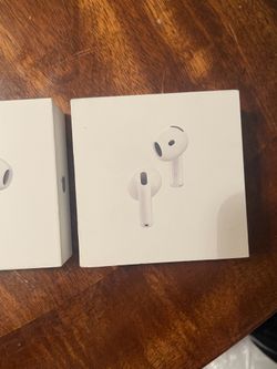 BRAND NEW Apple AirPods 4 w active noise cancellation