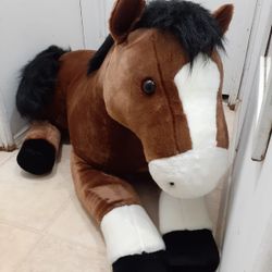 New Auroral Brand Giant Horse