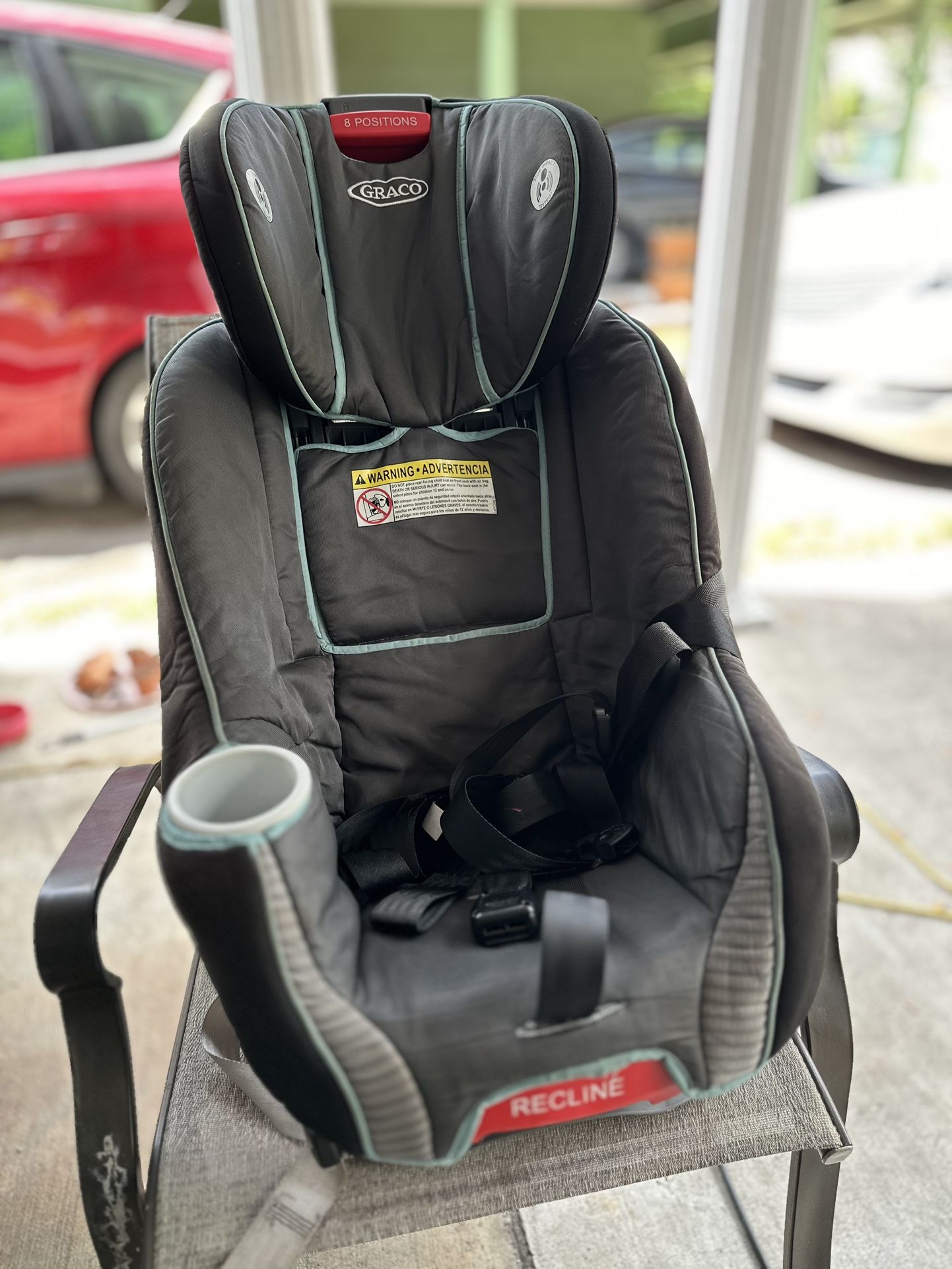 BOOSTER CAR SEAT