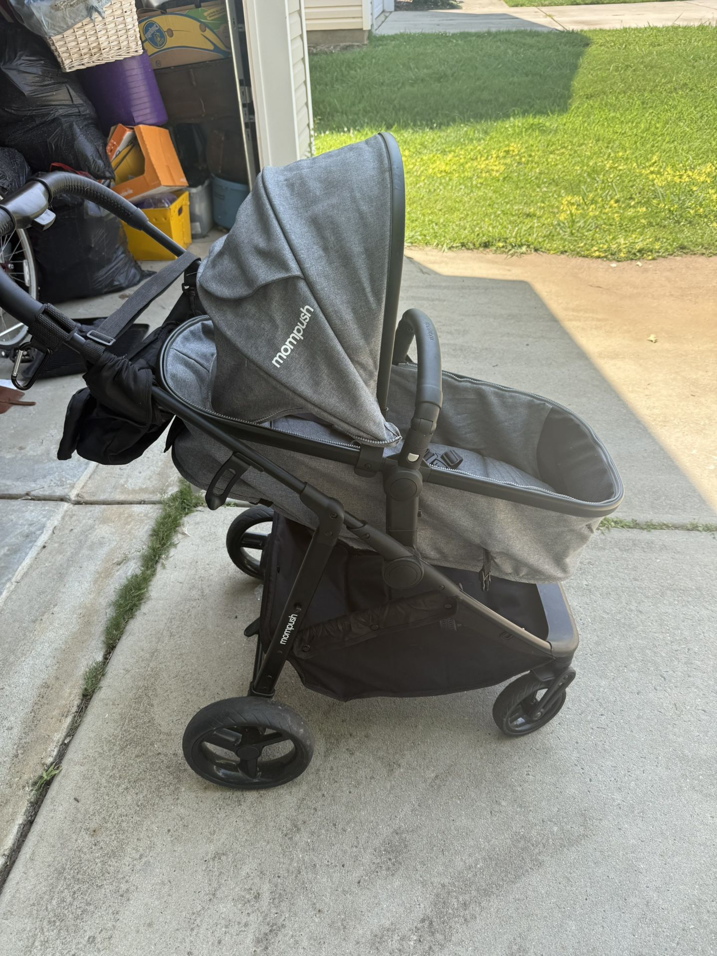 Mompush stroller