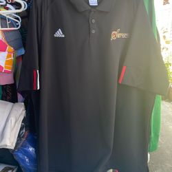 BEAUTIFUL LIKE NEW ADIDAS AZTECS  SIZE 3XL