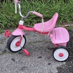 Radio Flyer, Ready to Ride Folding Trike, Fully Assembled, Pink, Beginner Tricycle for Kids, Girls 1.5 - 3 Years