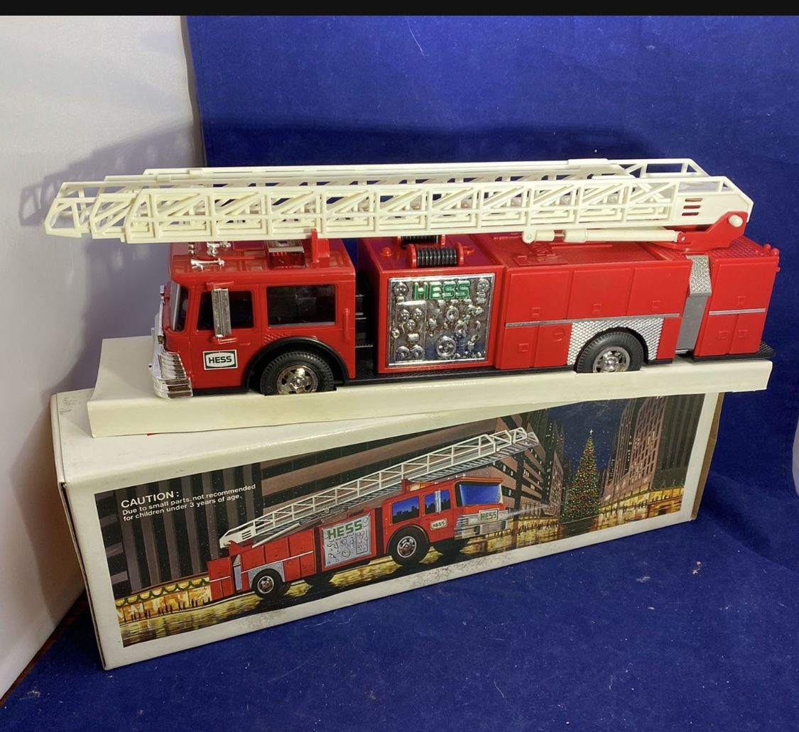 Vintage 1986 Hess Bank Toy Fire Truck In Box