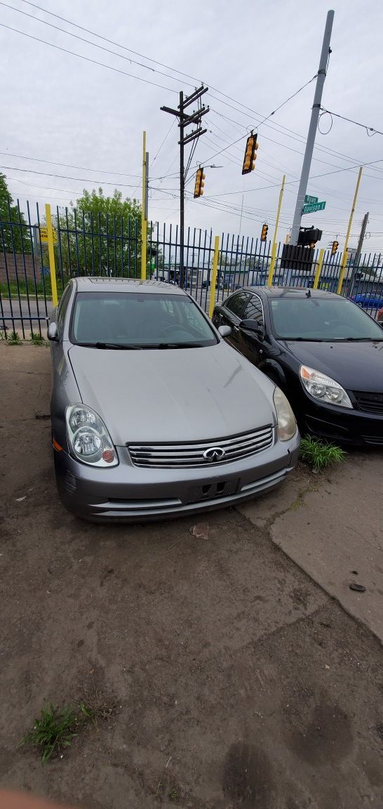 2004 Infiniti G35 for PARTS