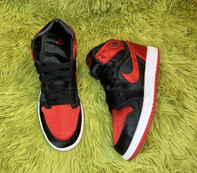 Jordan 1 Hi OG TD 'Satin' Black/University Red-White FD5305-061 Sz 12c Bred