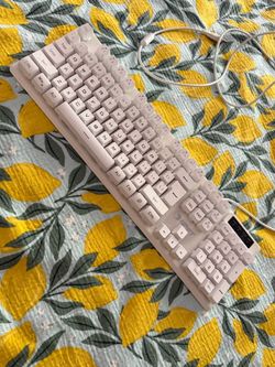White Wired Full-Size Mechanical Keyboard