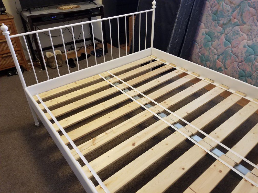 Queen size white metal bed frame