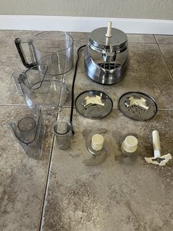Cuisinart Prep 11 Plus food processor complete