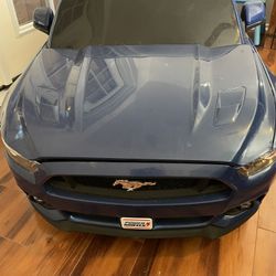 Kids Mustang Car And Charger