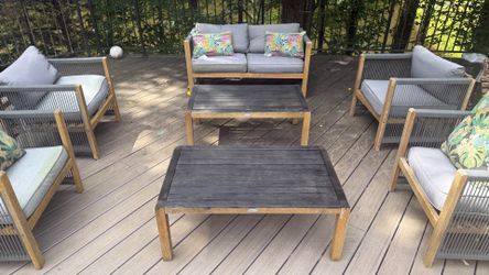 9 piece  OUTDOOR FURNTURE   set