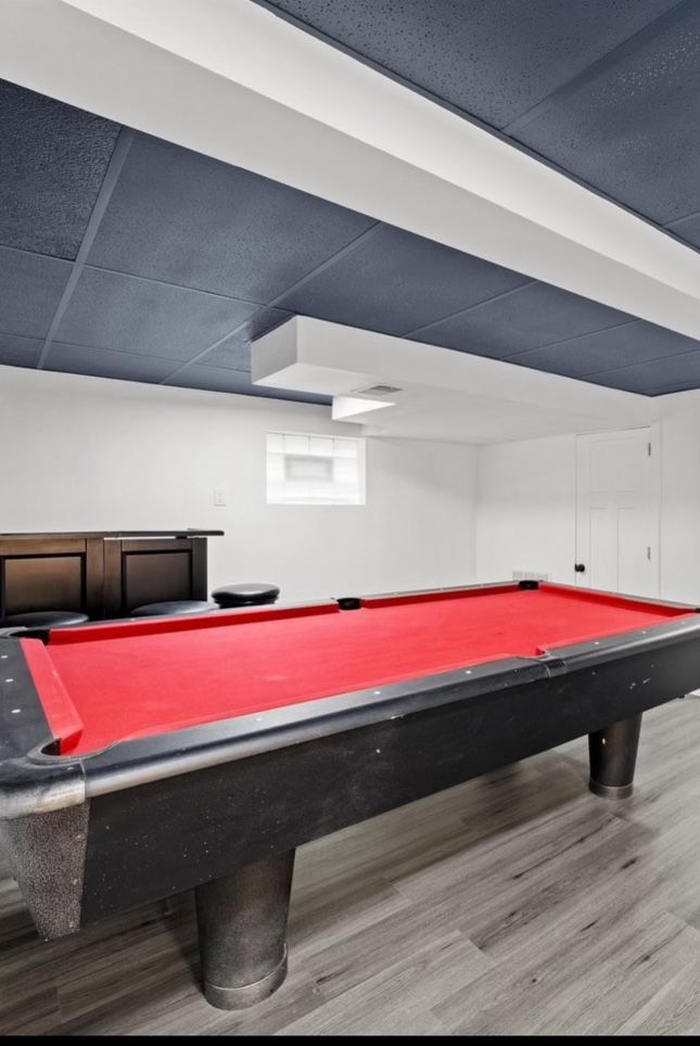 FREE POOL TABLE