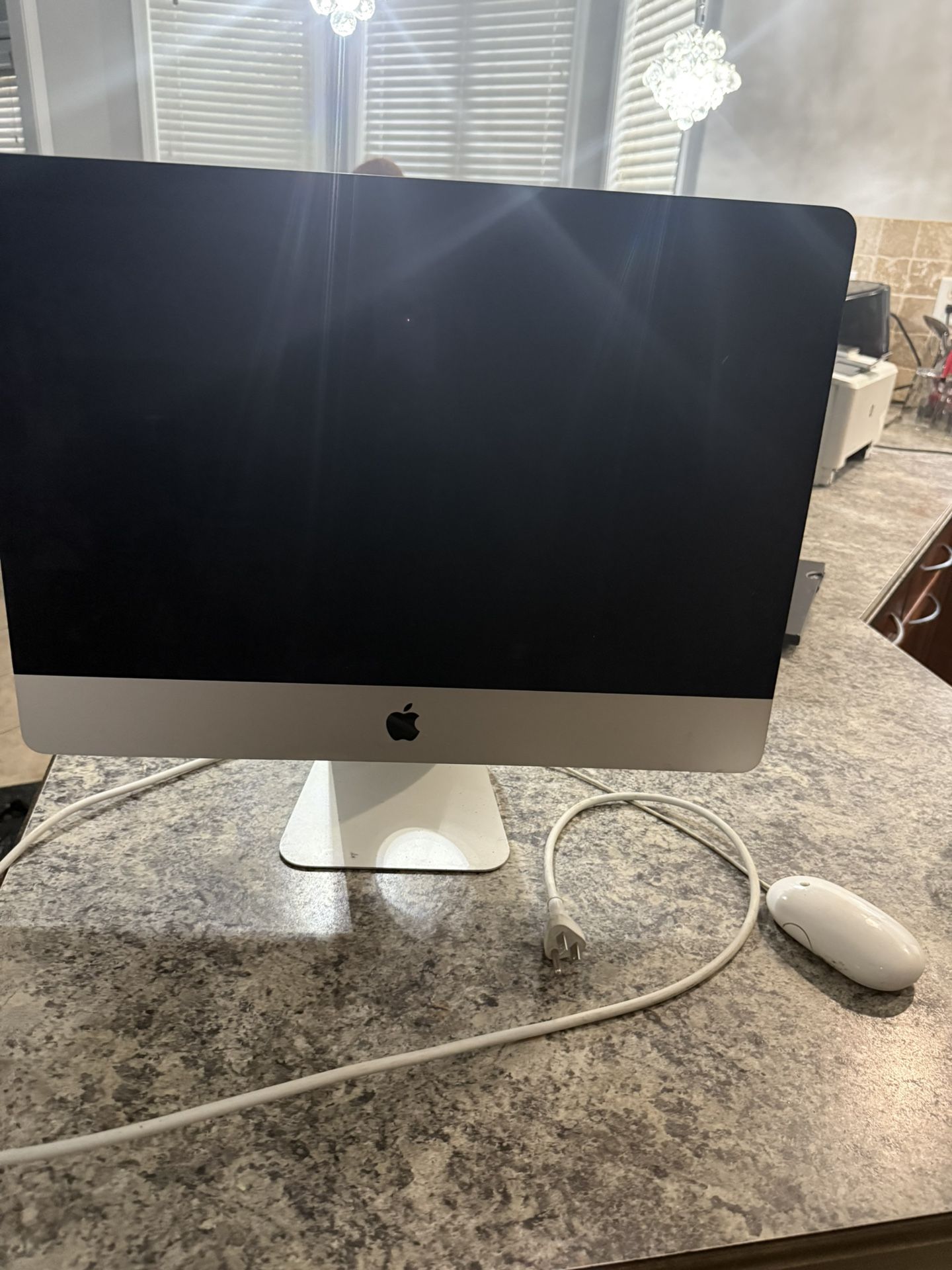 2016 Mac Pro Monitor