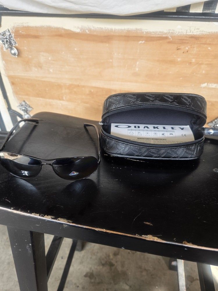 Oakley Sun Glasses