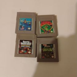 These four game boy games is one lot