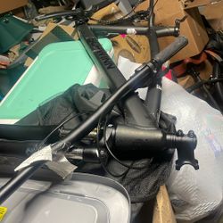 SCHWiNN MTN. BIKE Missing Front Rim And Seat/petals $40