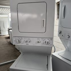 Kenmore 24 Inches Stackble Gas Combo