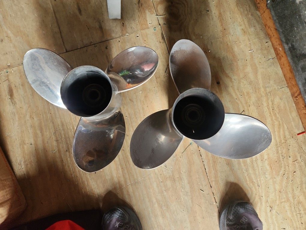 Left And Right 17p Mirage Props