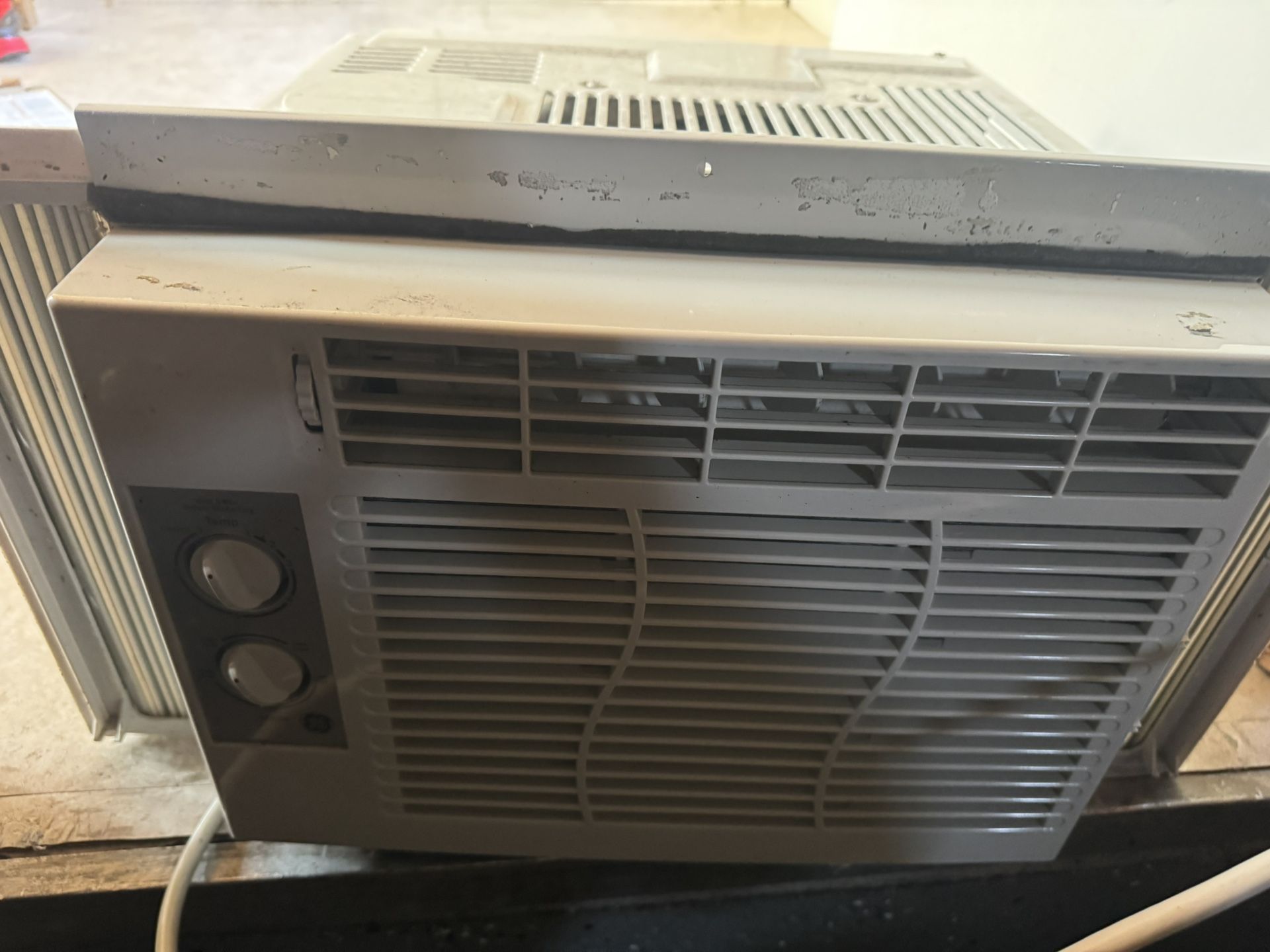 Air Conditioner