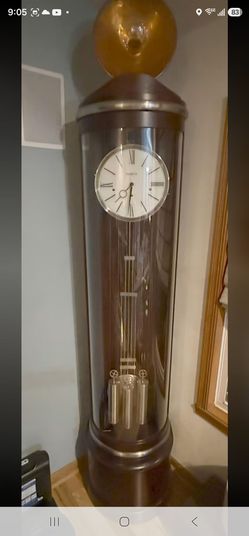 Grandfather clock Modern