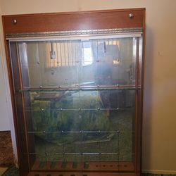 Vintage Mid-Century Walnut Gun Cabinet / Rifle Display Case w/ Sliding Glass Doors