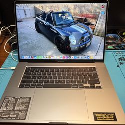 Macbook Pro (contact info removed) 64gb ram. 2tb ssd m.2