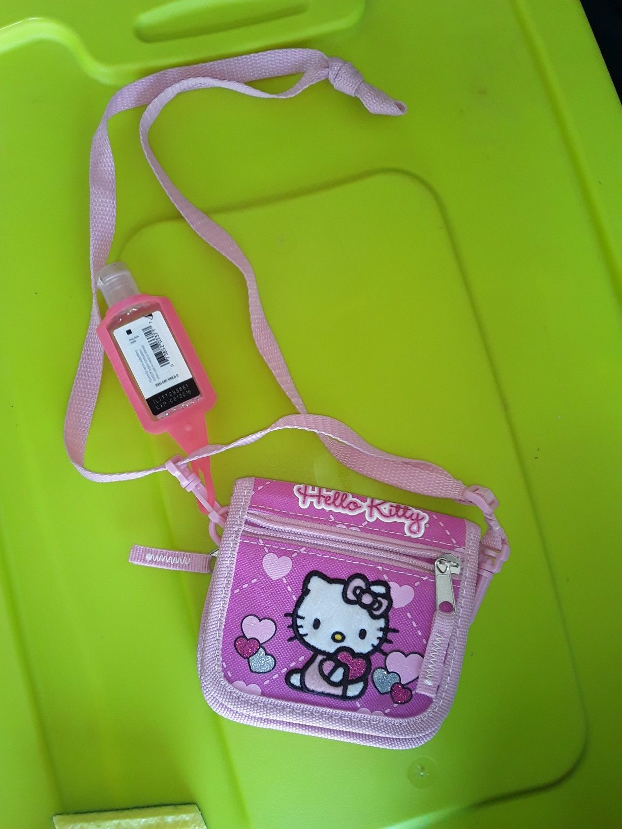Hello Kitty strap wallet