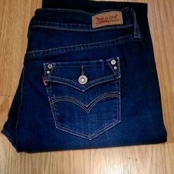 Levis 505 Straights Jeans..size 30x30 Womens..like New!