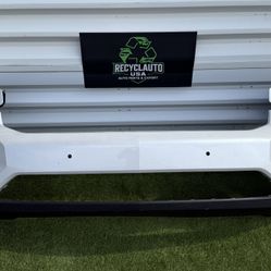 2021 2022 2023 2024 Chevrolet Tahoe Suburban Front Bumper Cover OEM (contact info removed)4 #B054