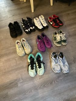 Men shoes 1 pair shoes 8.5 rest shoes is size 9 everything for 250
