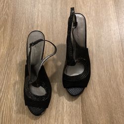 Women Dress Bandolino Pumps