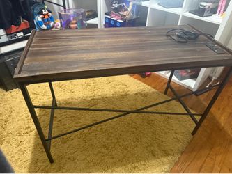 Desk with 2 outlets & Charging dock MUST GO!
