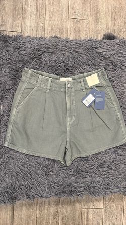 Universal thread lady shorts